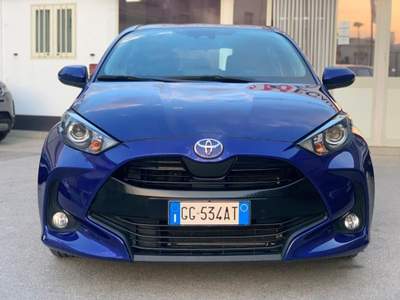 Toyota Yaris 1.0 5 porte Business Blu/Azzurro usata Alcamo