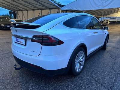 Tesla Model X Long Range AWD 7Posti con Gancio Traino Bianco usata San Giovanni Lupatoto