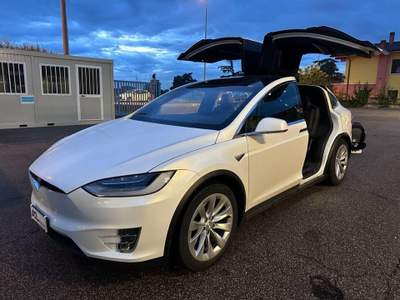 Tesla Model X Long Range AWD 7Posti con Gancio Traino Bianco usata San Giovanni Lupatoto