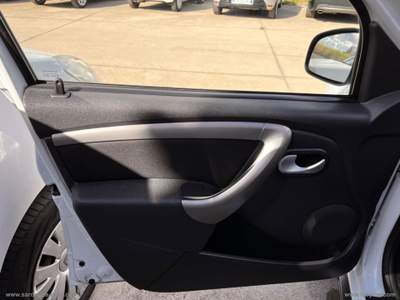 Dacia Duster Duster 1.5 dCi 110 CV 4x2 Lauréate                                                         Bianco usata Sassari