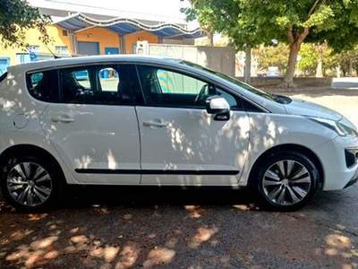 Peugeot 3008 PEUGEOT 3008 1’6 DIESEL 115CV CAMBIO AUTOMATICO ‘ Bianco usata Acireale