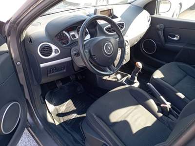 Renault Clio 1.2 16v Confort 5p usata Sora