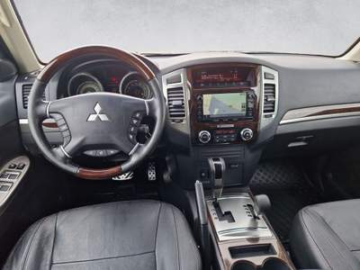 Mitsubishi Pajero 3.2 DI-D 16V aut. 5p. Grigio usata Castelnuovo Rangone
