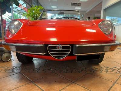 Alfa Romeo Spider DUETTO CODA TRONCA 1.3 Rosso usata Atena lucana