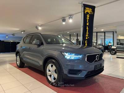 Volvo V40 Cross Country XC40 2.0 d3 awd geartronic my20 TELECAMERA DI PARC Grigio usata CONEGLIANO