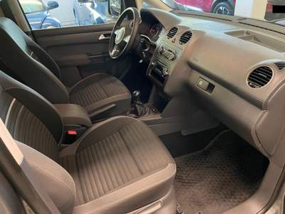Volkswagen Caddy 1.6 TDI 102 CV 5p. Trendline Grigio usata Castelnuovo Rangone