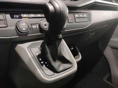 Volkswagen Caravelle 2.0 TDI 150CV DSG Comfortline Nero usata Castelnuovo Rangone