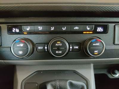Volkswagen Caravelle 2.0 TDI 150CV DSG Trendline Argento usata Castelnuovo Rangone