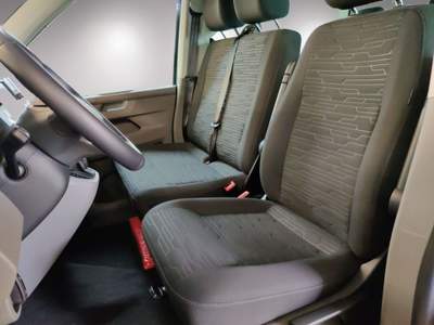 Volkswagen Caravelle 2.0 TDI 150CV DSG Trendline Verde usata Castelnuovo Rangone