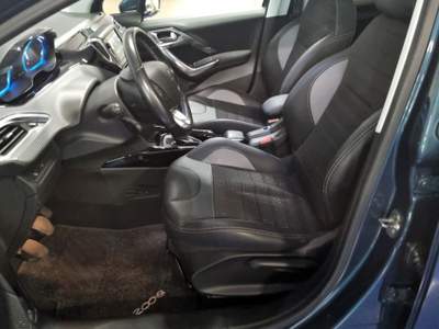 Peugeot 2008 Unico proprietario - non fumatore Verde usata Brescia