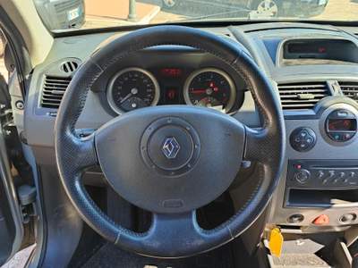 Renault Mégane Renault Megane Mégane 1.5 dCi/100CV 4 porte Confort Authentique Argento usata Roma