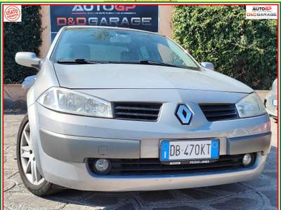 Renault Mégane Renault Megane Mégane 1.5 dCi/100CV 4 porte Confort Authentique Argento usata Roma