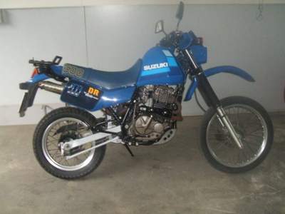 Suzuki Across DR 600 Blu/Azzurro usata COSSATO