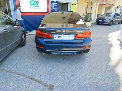 BMW Serie 5 520d 520d Luxury Blu/Azzurro usata San Nicola la Strada