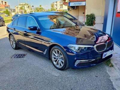 BMW Serie 5 520d 520d Luxury Blu/Azzurro usata San Nicola la Strada