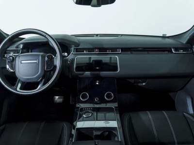 Land Rover Range Rover Velar 2.0D I4 180 CV S usata Venezia