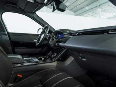Land Rover Range Rover Velar 2.0D I4 180 CV S usata Venezia