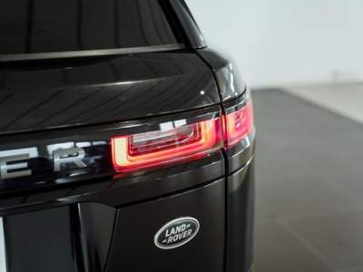Land Rover Range Rover Velar 2.0D I4 180 CV R-Dynamic S usata Venezia