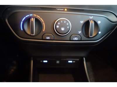 Hyundai Bayon 1.0 T-GDI Hybrid 48V Selection Blu/Azzurro usata Castelnuovo Rangone