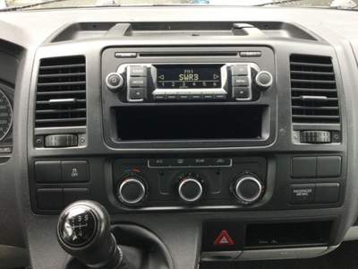 Volkswagen Transporter Caravelle 2.0 TDI 84CV PL Kombi Bianco usata Castelnuovo Rangone