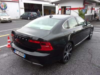 Volvo S90 PERFETTA X NCC AWD Geartronic R-design 4X4 Nero usata Roma