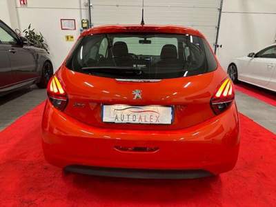 Peugeot 208  1.2 puretech Access 82cv 3p NEOPATENTATI Arancione usata Casarsa della Delizia