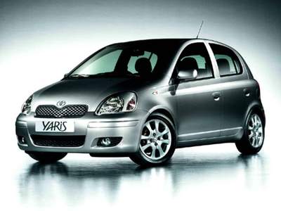 Toyota Yaris 1.0i 16V cat 5 porte Argento usata Monza