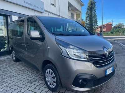 Renault Trafic 1.6dci *6 POSTI/CLIMA/NAVI/GANCIO TRAINO/PDC* Grigio usata Parma