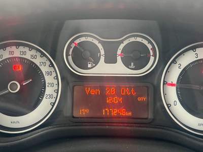 Fiat 500L 1.6 Multijet 120 CV Bianco usata Oderzo