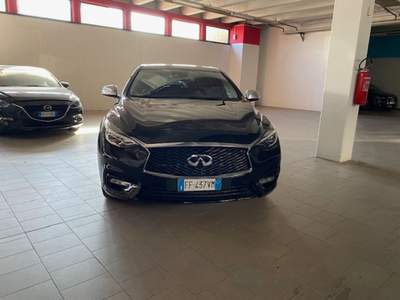 Infiniti Q30 Full Optional Nero usata Verona