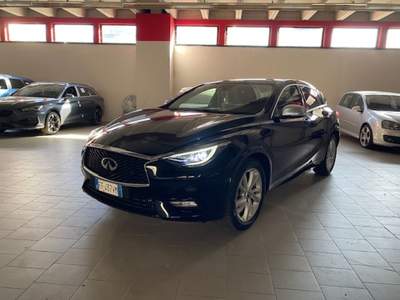 Infiniti Q30 Full Optional Nero usata Verona