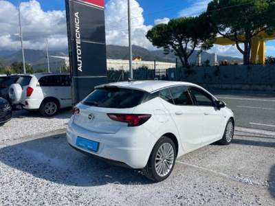 Opel Astra 1.6 CDTi 110CV Start&amp;Stop 5 porte Innovation Bianco usata Massa