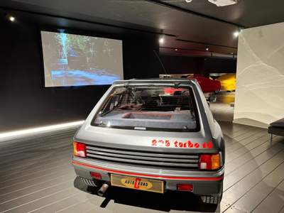 Peugeot 205 1.8i turbo 16 Grigio usata Orbassano