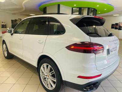 Porsche Cayenne 3.0 Diesel Platinum Edition Bianco usata Trento