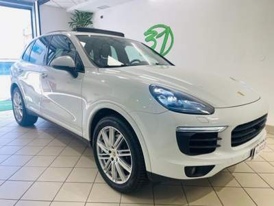 Porsche Cayenne 3.0 Diesel Platinum Edition Bianco usata Trento