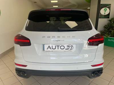 Porsche Cayenne 3.0 Diesel Platinum Edition Bianco usata Trento