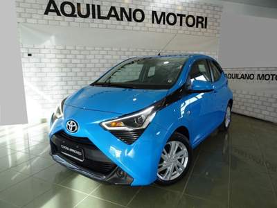 Toyota Aygo 1.0 VVT-i 69 CV 5 porte x-play MMT usata San Severo
