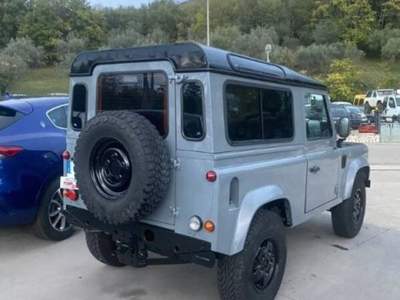 Land Rover Defender Defender 90 2.2 td SE SW Nero usata Gioia Sannitica