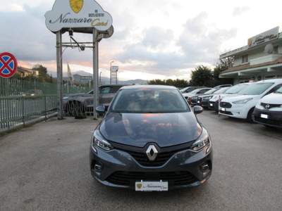 Renault Clio TCe 100 CV 5 porte Business NAVIG Grigio usata Atripalda
