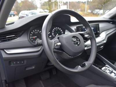 Skoda Octavia 2.0 TDI EVO SCR 150 CV DSG Wagon Ambition Blu/Azzurro usata Castelnuovo Rangone
