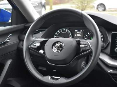 Skoda Octavia 2.0 TDI EVO SCR 150 CV DSG Wagon Ambition Blu/Azzurro usata Castelnuovo Rangone