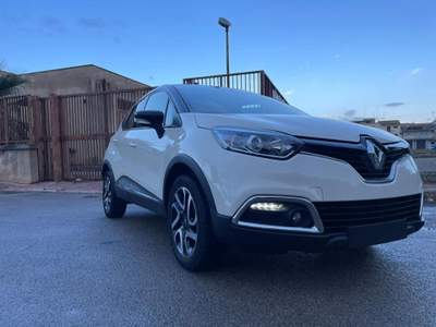 Renault Captur dCi 8V 110 CV Start&Stop Energy Hypnotic Beige usata LICATA