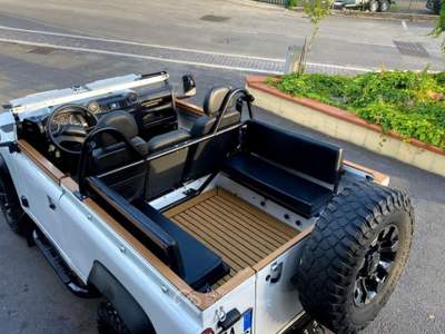 Land Rover Defender 90 2.2 TD4 Station Wagon Bianco usata Acquasparta