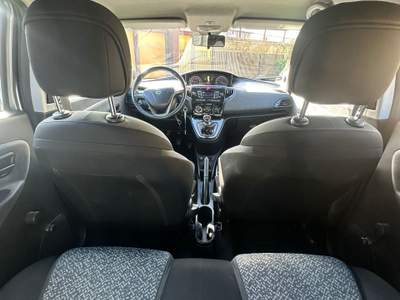 Lancia Ypsilon Pari al nuovo usata Giugliano in Campania