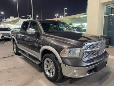 Dodge RAM 1500 5.7 V8 Laramie Crew Cab Pelle Totale + Tetto Grigio usata Bolzano
