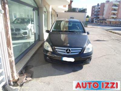 Mercedes-Benz Classe B B 180 cdi Nero usata Vasto