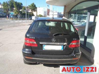 Mercedes-Benz Classe B B 180 cdi Nero usata Vasto