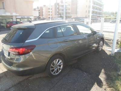 Opel Astra  Sports Tourer 1.6 cdti Innovation s&s 110cv my18.5 Grigio usata Vasto