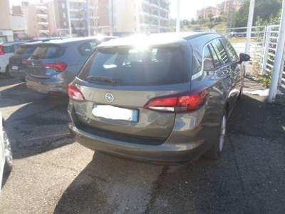 Opel Astra  Sports Tourer 1.6 cdti Innovation s&s 110cv my18.5 Grigio usata Vasto