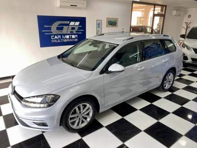 Volkswagen Golf 1.6 tdi Executive 115cv Argento usata Paola